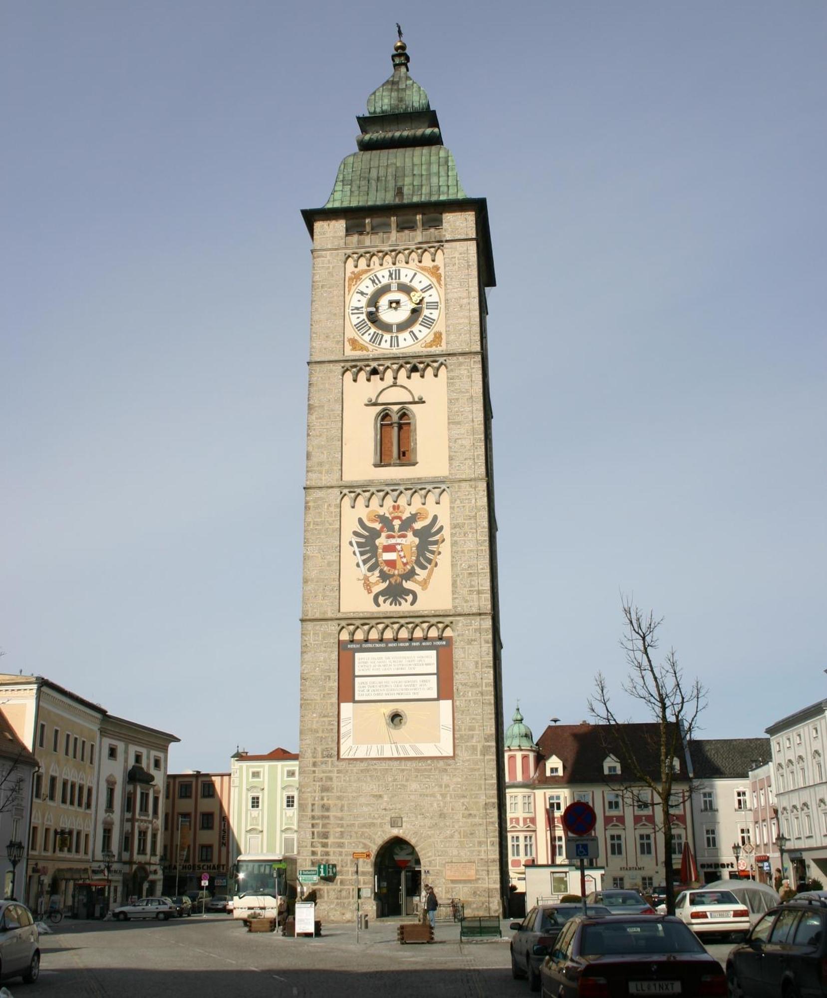 Turmhotel Enns Exteriör bild